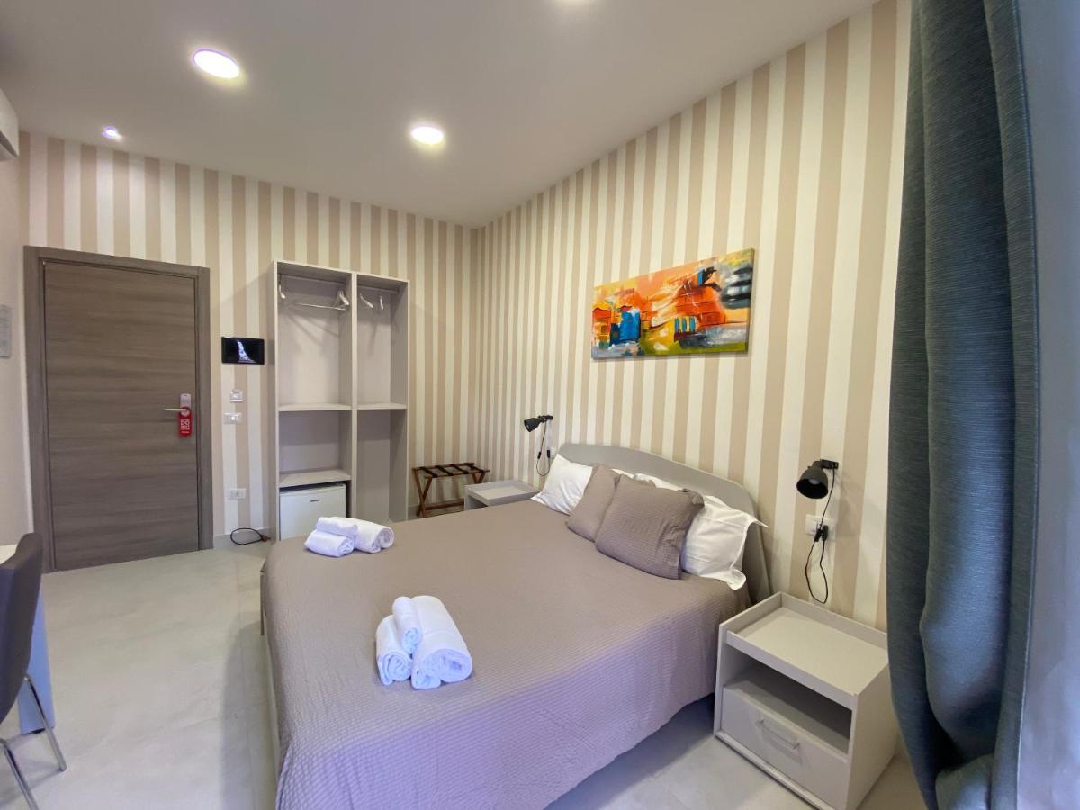 2Naples Rooms Exterior photo